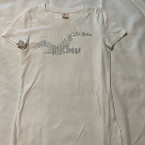 Hollister women’s/juniors white tee Size M